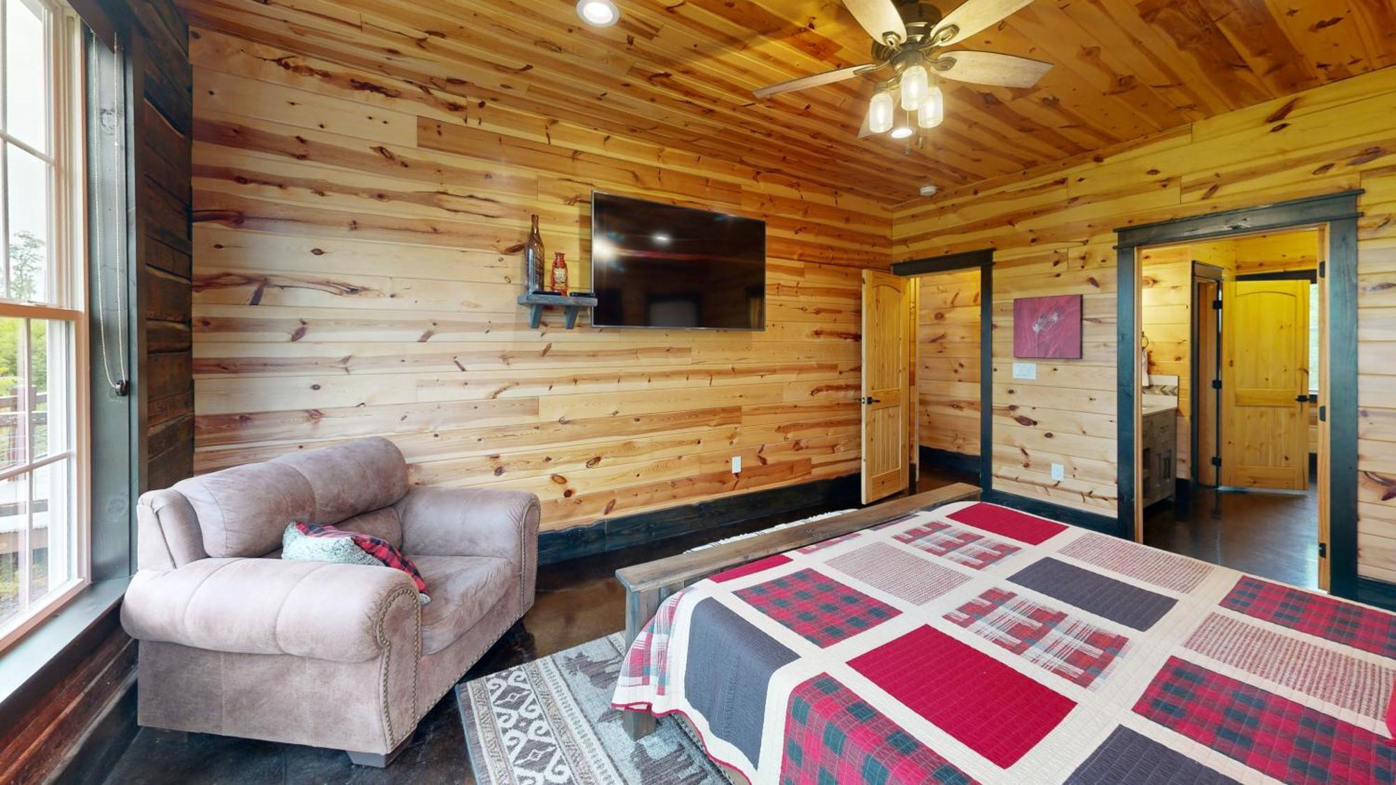 Luxurious 6 Bed 5 Bath Cabin Amazing Location & Privacy! -4 Miles To Gatlinburg & Pidgeon Forge-Hot Tub-Fireplace-King Suits-Deck-Grill-Free Parking For 8 Vehicles-Firepit-Full Kitchen-"Smoky View Cabin" Sevierville Εξωτερικό φωτογραφία
